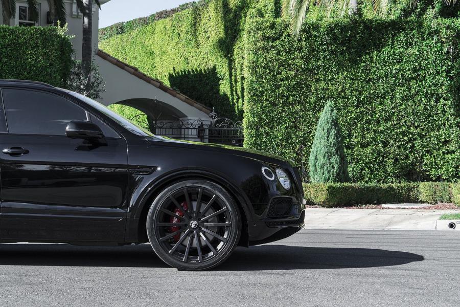  Bentley Bentayga on Forgiato Wheels (F2.15-M) 2016 года  (фото 6 из 6)